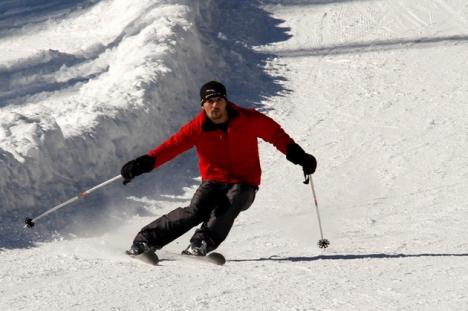 Triplu campion naţional de schi, ucis într-un accident de tren